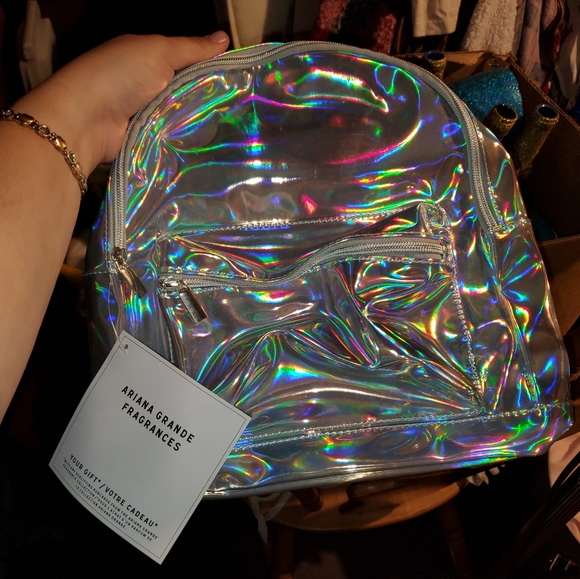 Purses - Picture 5 of 15